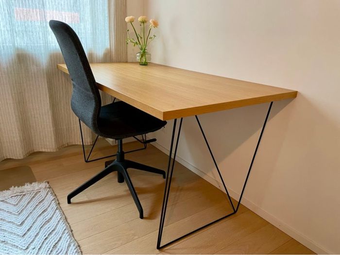 Black metal and wood desk furniture for study